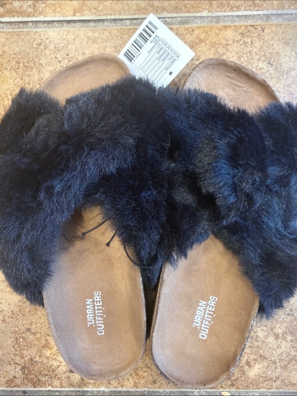 Women Soft Faux Fur Slides Slippers!